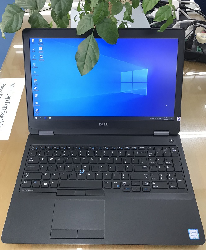 Laptop Dell Latitude E5570 cũ Core i5 6200U/ Ram 8GB/ SSD 256GB/ LCD15.6