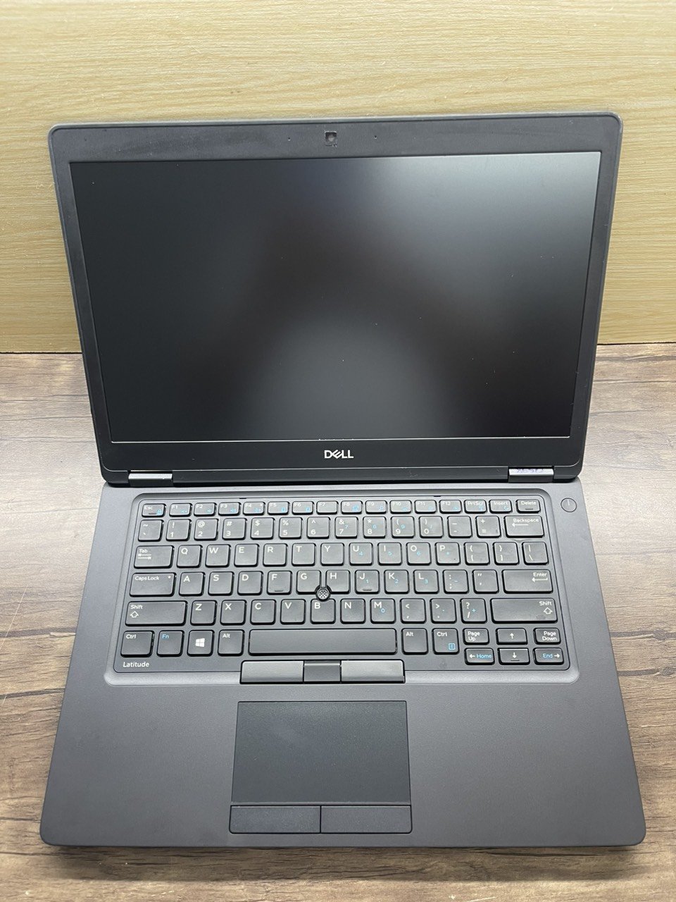Laptop cũ Latitude 5480 Core I5 6200U/ Ram 8GB/ SSD 256GB/ 14.0FHD /1.60 Kg