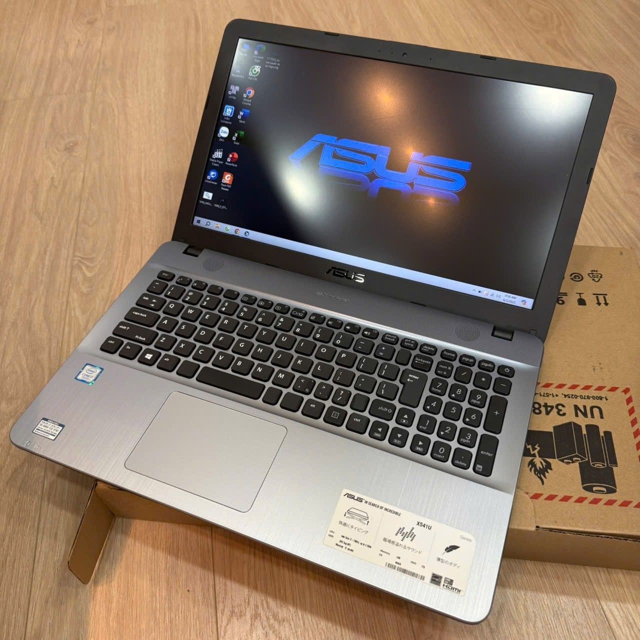Laptop ASUS X541U/ Intel® Core™ i7-7500U / 15.6 FHD LED / 8GB DDR3L / SSD 256GB / Intel® HD Graphics 620 / 6 Cell / Mới 93% trở lên