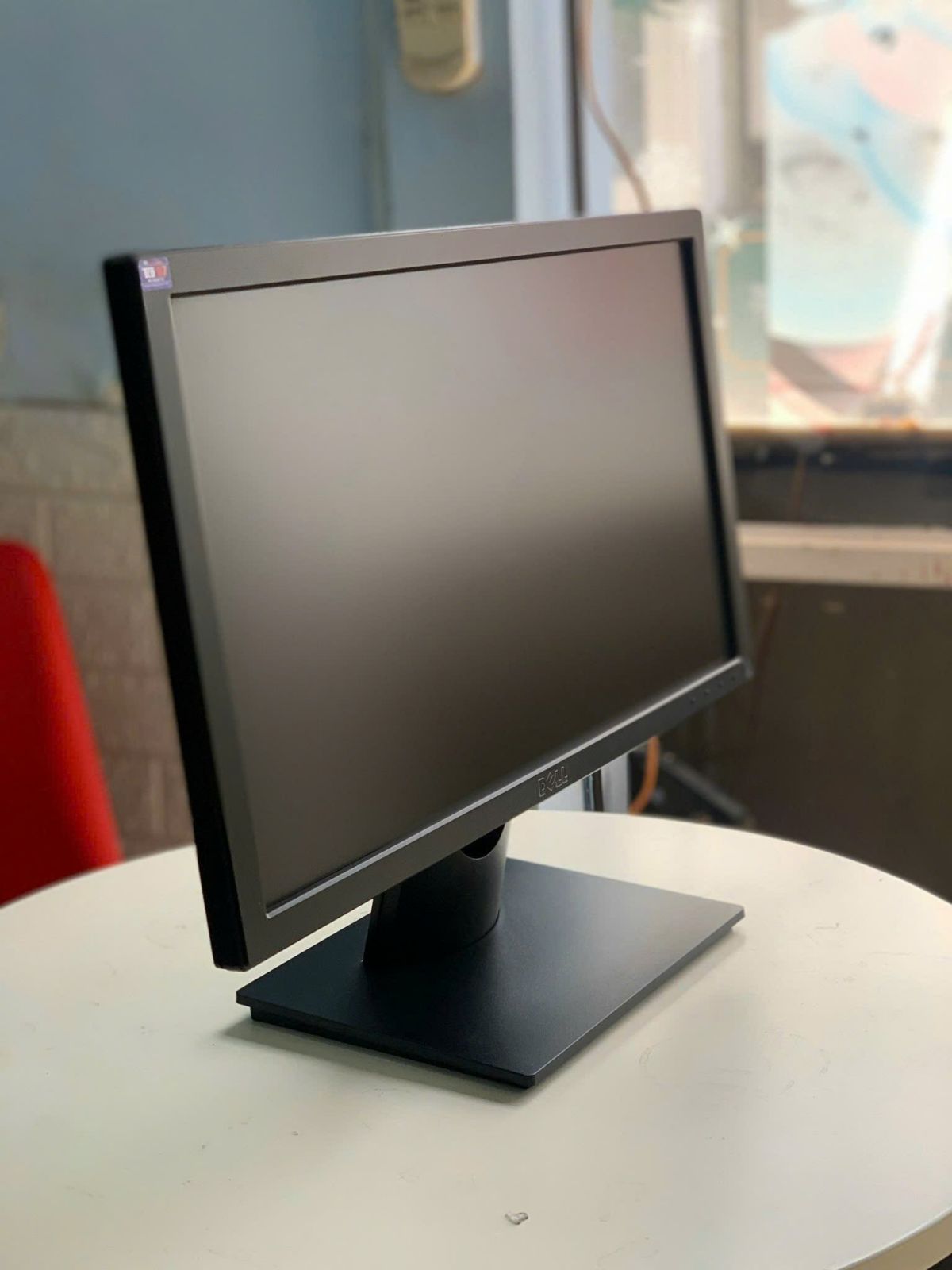 LCD 18.5’ DELL E1916hv (Wide,  Led,  Cty,  1N),  Cty,  1N RN